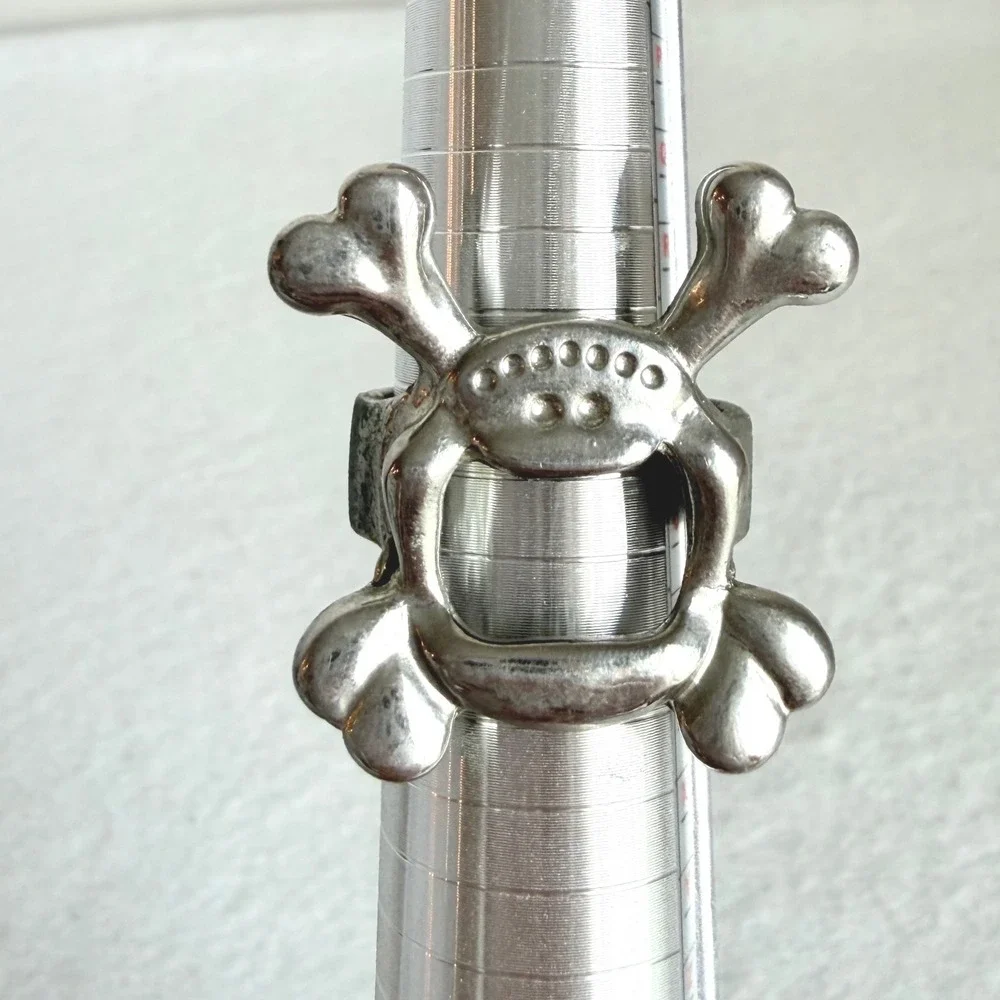 Skull Crossbones Bottle Opener Ring Size 11 Silver Tone Biker Goth Novelty